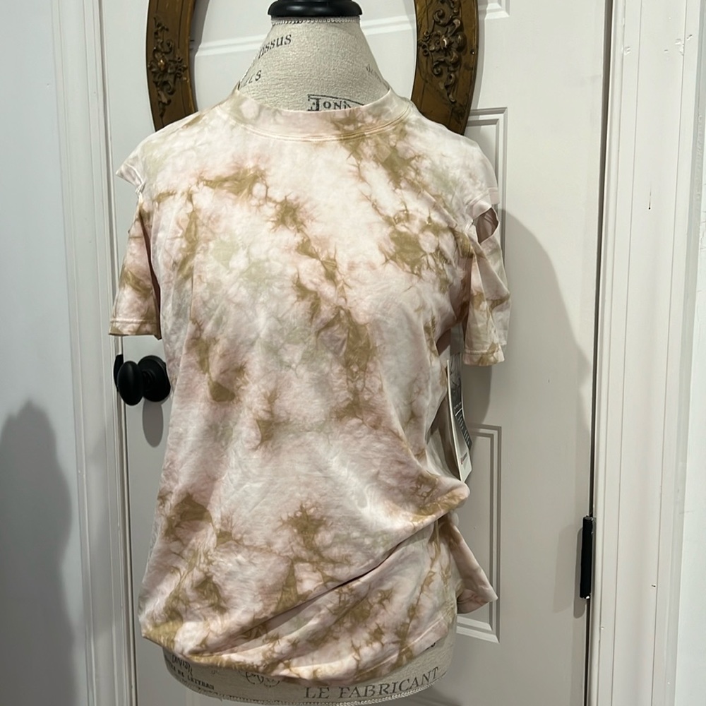 lululemon LA All Yours Cut-Out Tee